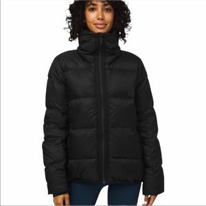 Lululemon cloudscape jacket 8